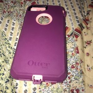 Purple Otterbox iPhone 7 Plus